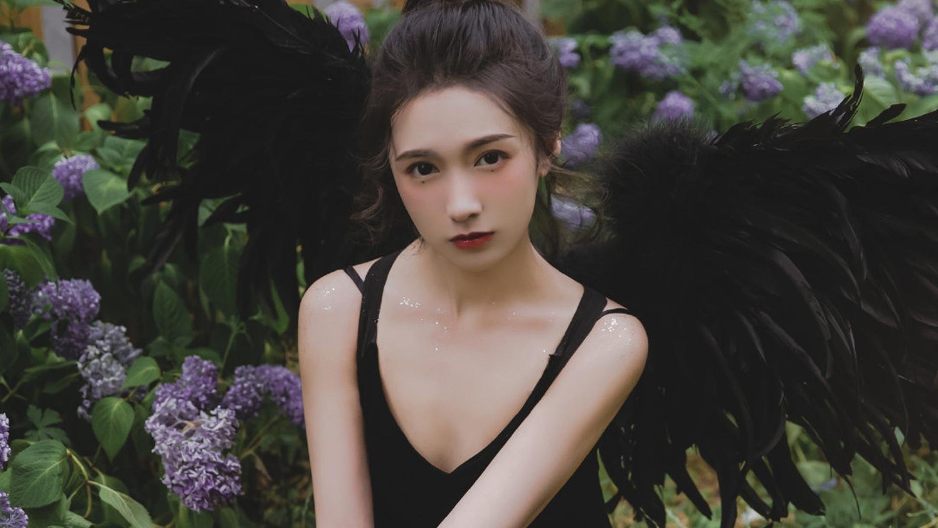 巴黎圣日耳曼4-2战胜里尔,姆巴佩和内马尔建功,巴黎圣日耳曼梅西内马尔姆巴佩