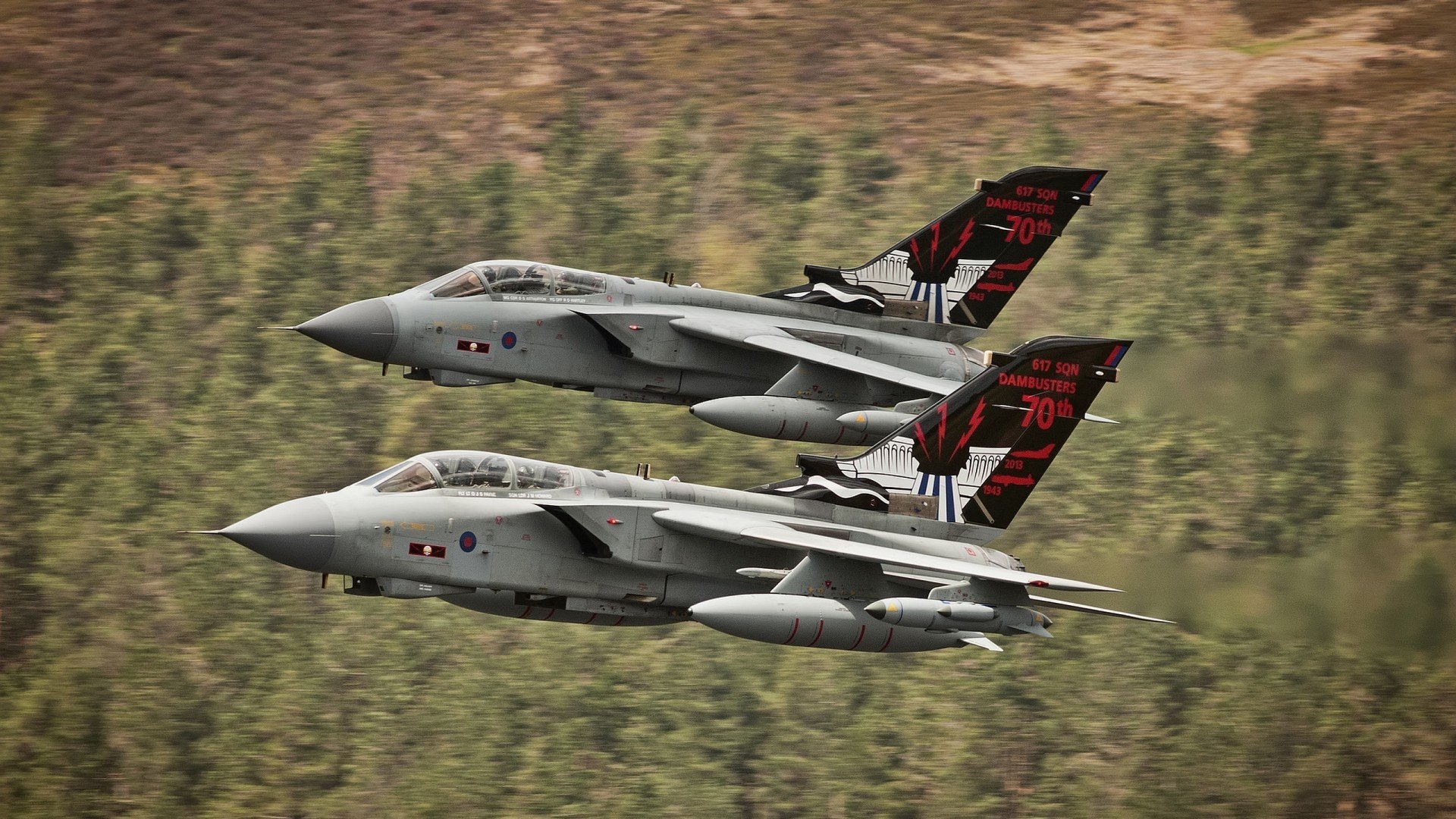 边锋回防强度是否影响整条边路稳定性，边锋过人